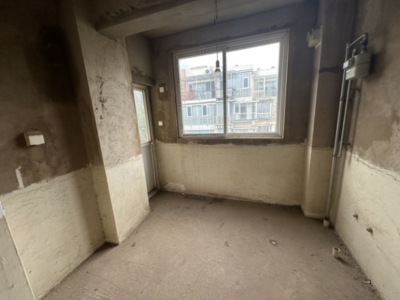 5室2廳2陽(yáng)臺(tái) 盛世豪庭四期廚房