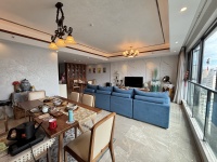 4室2廳2陽臺 俊發(fā)逸天峰客廳