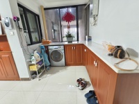 3室2廳1陽臺 春城慧谷A區(qū)門廳