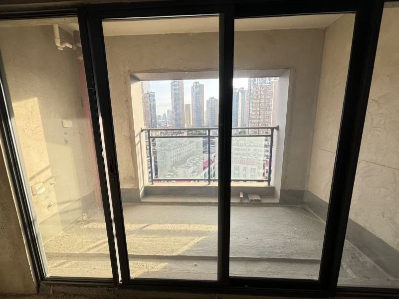 3室2廳1陽臺 金尚俊園二期陽臺