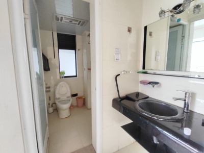 2室2廳1陽臺(tái) 新亞洲星澤園衛(wèi)生間