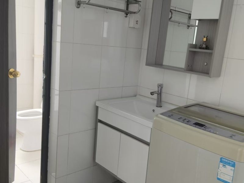 2室2廳1陽(yáng)臺(tái) 時(shí)光俊園衛(wèi)生間