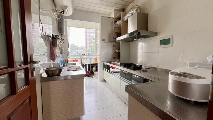 5室2廳2陽臺 云南映象C區(qū)廚房