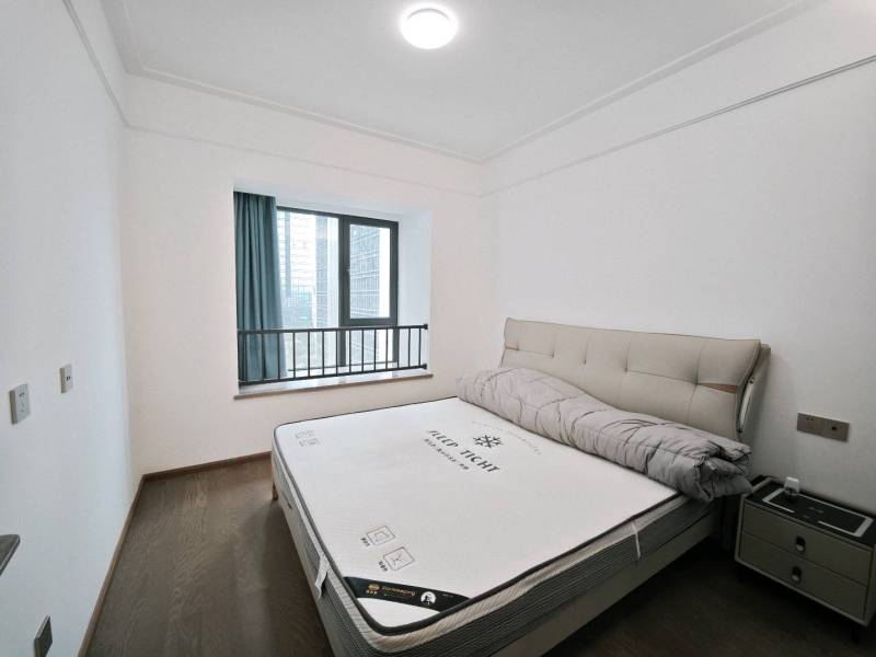 3室2廳2陽臺 中海寰宇天下天譽臥室