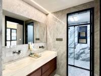 4室2廳2陽臺 滇池ONE15號地塊園語郡衛(wèi)生間