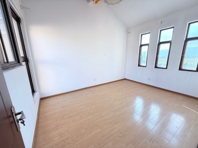 4室2廳3陽臺 鑫益花園