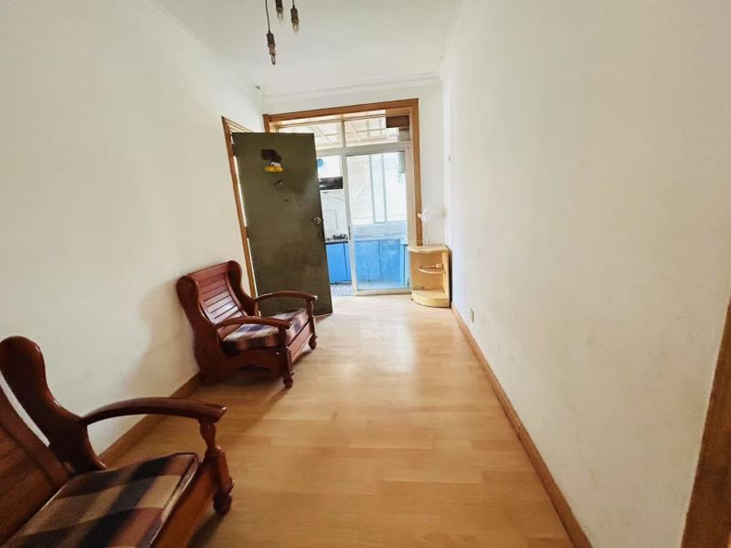 2室1廳1陽臺(tái) 怡康溫泉新村A區(qū)客廳