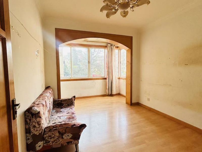 2室1廳1陽臺(tái) 怡康溫泉新村A區(qū)客廳