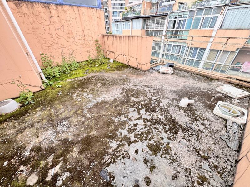 5室2廳1陽臺 上游水岸二期別墅陽臺