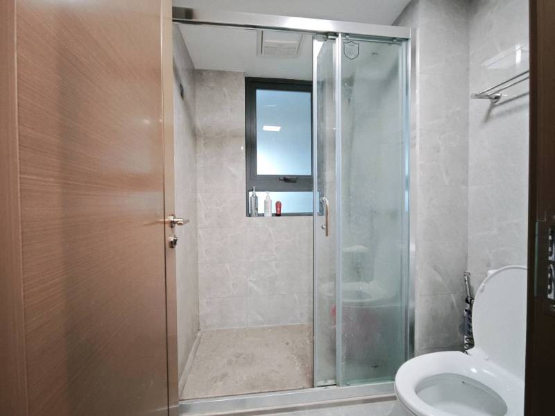 3室2廳2陽臺 中海寰宇天下天譽衛(wèi)生間