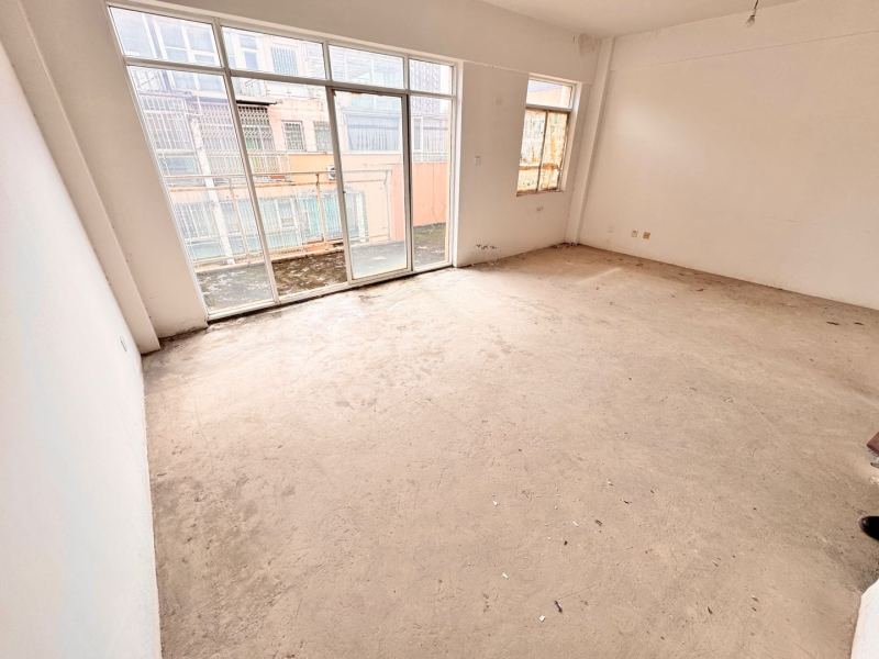 5室2廳1陽臺 上游水岸二期別墅臥室