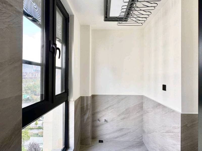 4室2廳2陽臺 滇池ONE15號地塊園語郡陽臺