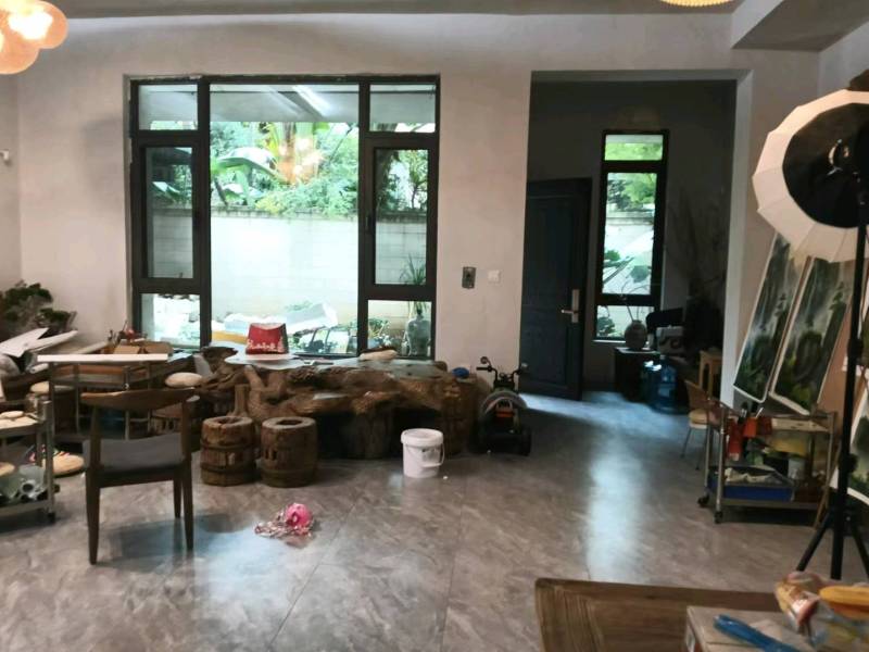 5室2廳3陽臺 昆明恒大云璽別墅客廳