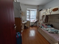 3室2廳2陽臺(tái) 東驤神駿二期臥室