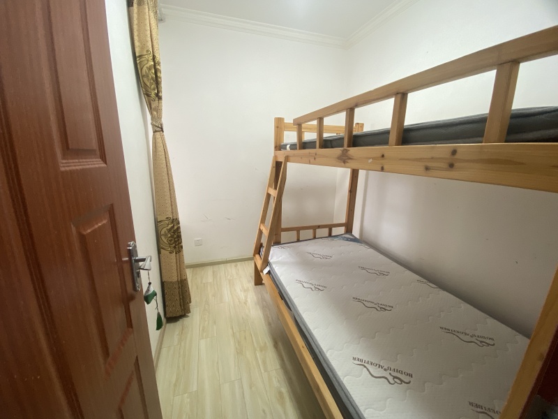 2室1廳1陽臺 潤城二區(qū)臥室