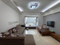 3室2廳2陽臺(tái) 東驤神駿二期客廳