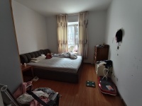 3室2廳2陽臺(tái) 東驤神駿二期臥室