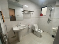 2室1廳1陽臺 潤城二區(qū)衛(wèi)生間