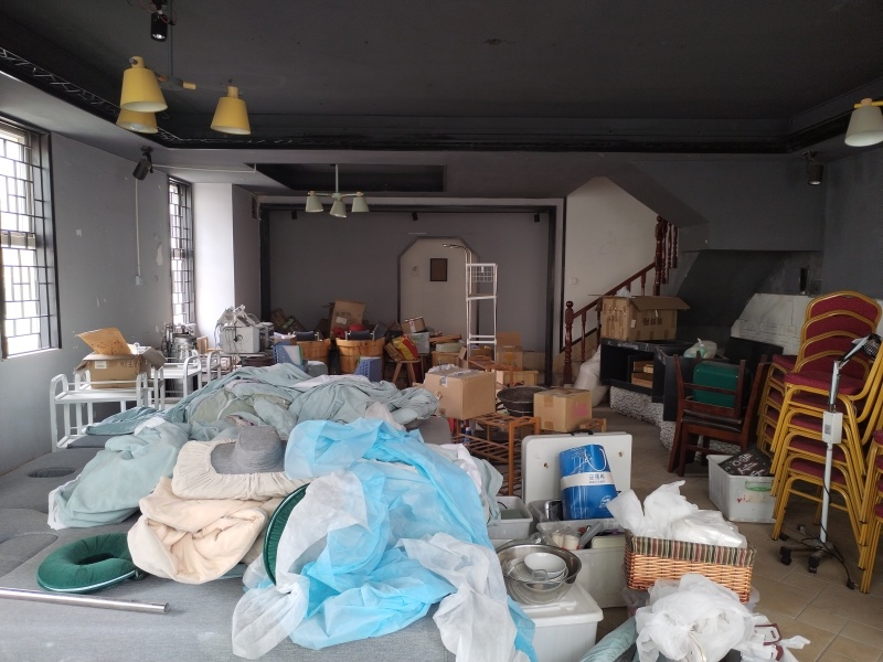 5室3廳3陽(yáng)臺(tái) 金色維也納花園別墅客廳