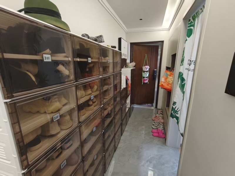 4室2廳2陽(yáng)臺(tái) 招商雍和府二期門廳