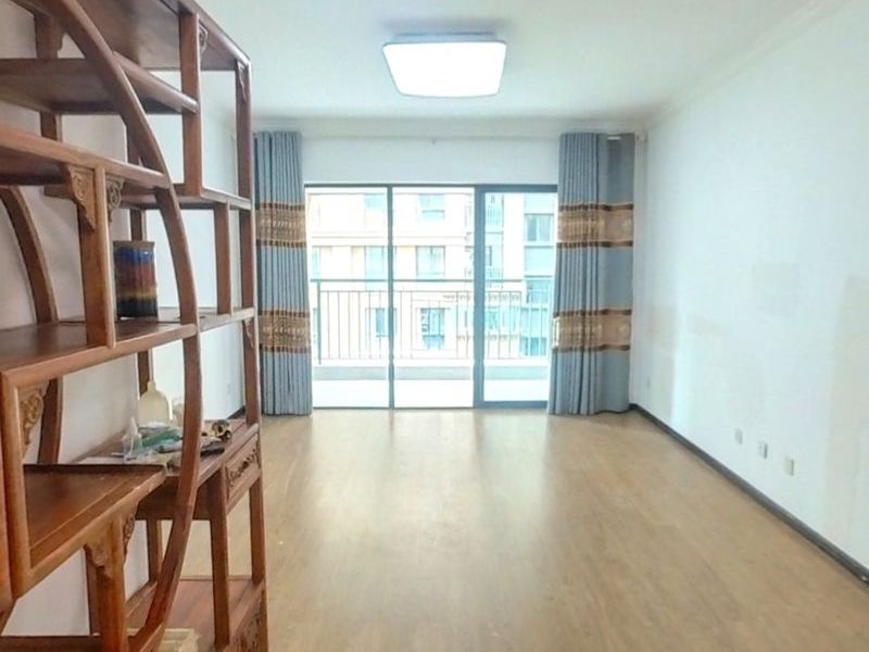 4室2廳2陽臺(tái) 萬科銀海泊岸瀾庭VR看房