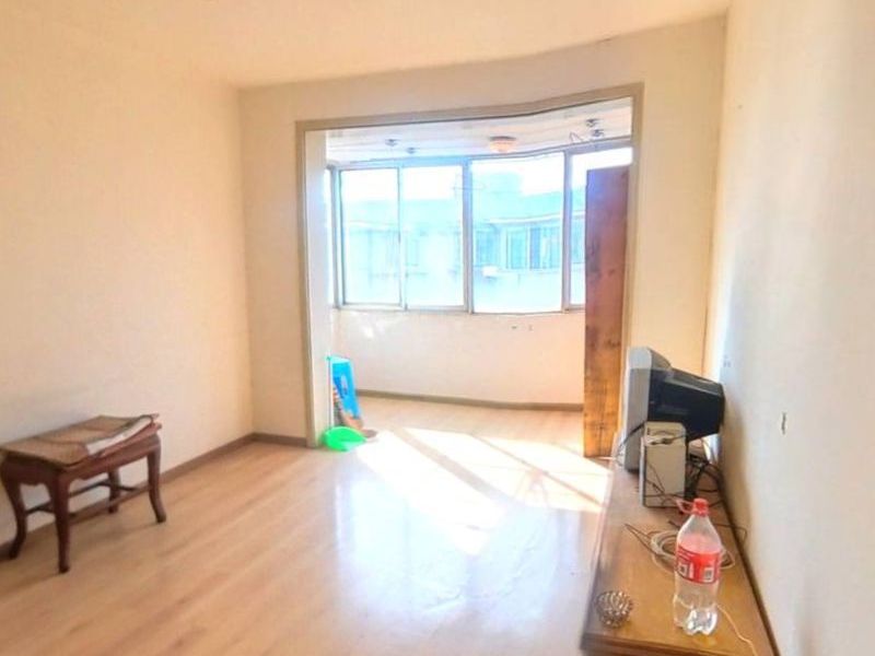 3室2廳2陽臺 怡康溫泉新村A區(qū)VR看房