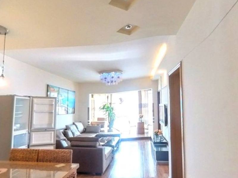 3室2廳2陽臺 東驤神駿一期VR看房