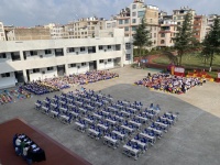 鳴泉小學(xué)圖片