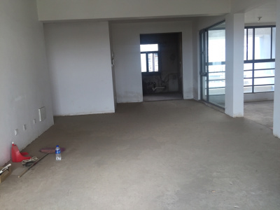 4室2廳2陽臺 銀海暢園西區(qū)