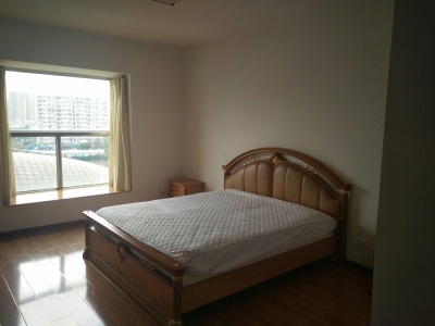 4室2廳3陽臺 銘門高第