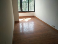 4室2廳1陽臺(tái) 白龍小區(qū)臥室