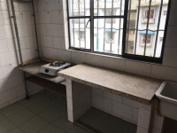 4室2廳1陽臺(tái) 白龍小區(qū)廚房