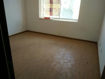 5室2廳3陽(yáng)臺(tái) 警苑小區(qū)