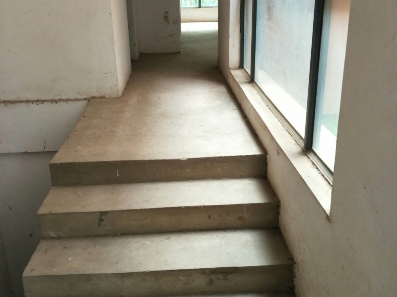 5室3廳3陽臺 云大知城一期別墅門廳