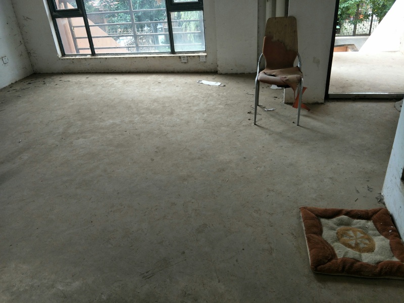 5室3廳3陽臺 云大知城一期別墅客廳