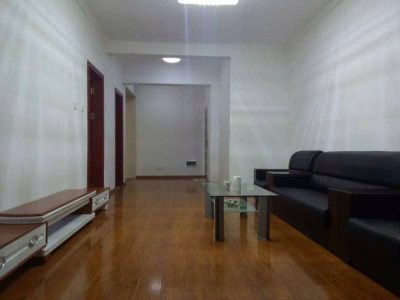 3室2廳2陽臺 滇池衛(wèi)城橡尚