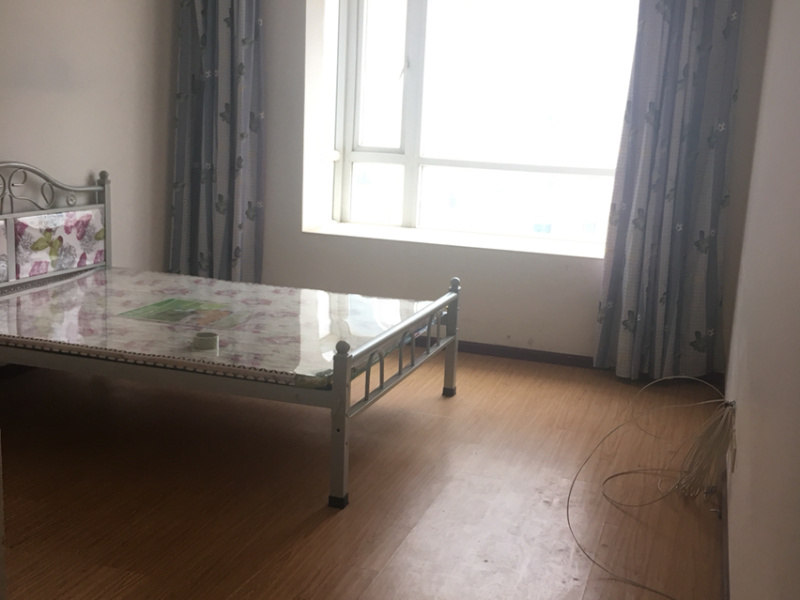 3室2廳2陽臺(tái) 云南映象C區(qū)臥室