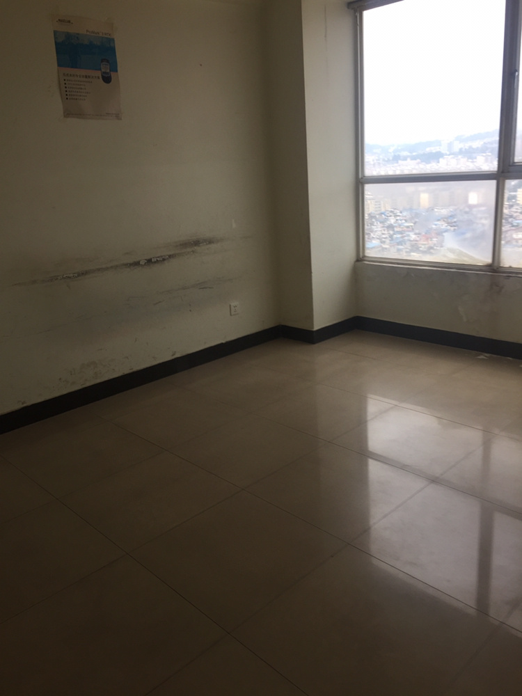 3室2廳2陽臺(tái) 江東四季公寓臥室