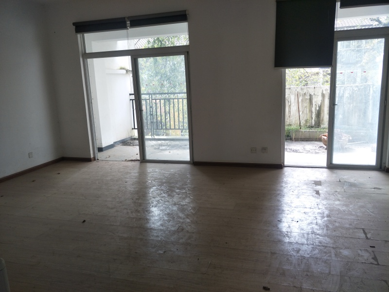 6室2廳3陽(yáng)臺(tái) 印象首日封南區(qū)別墅臥室