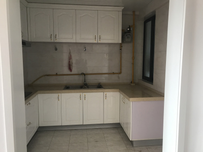 3室2廳1陽臺(tái) 金檀