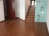 5室2廳 上游水岸一期別墅門廳