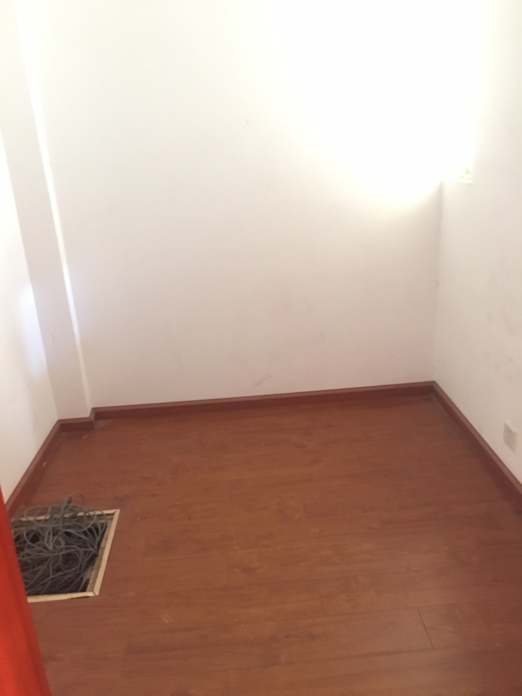 5室2廳 上游水岸一期別墅臥室