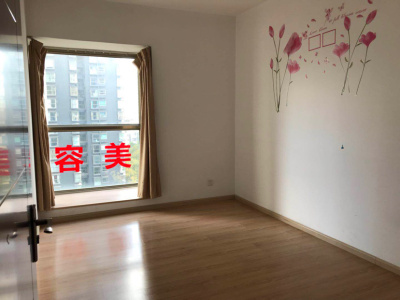 3室2廳2陽臺 金色俊園