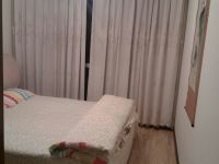 3室2廳2陽(yáng)臺(tái) 世紀(jì)城玉春苑臥室