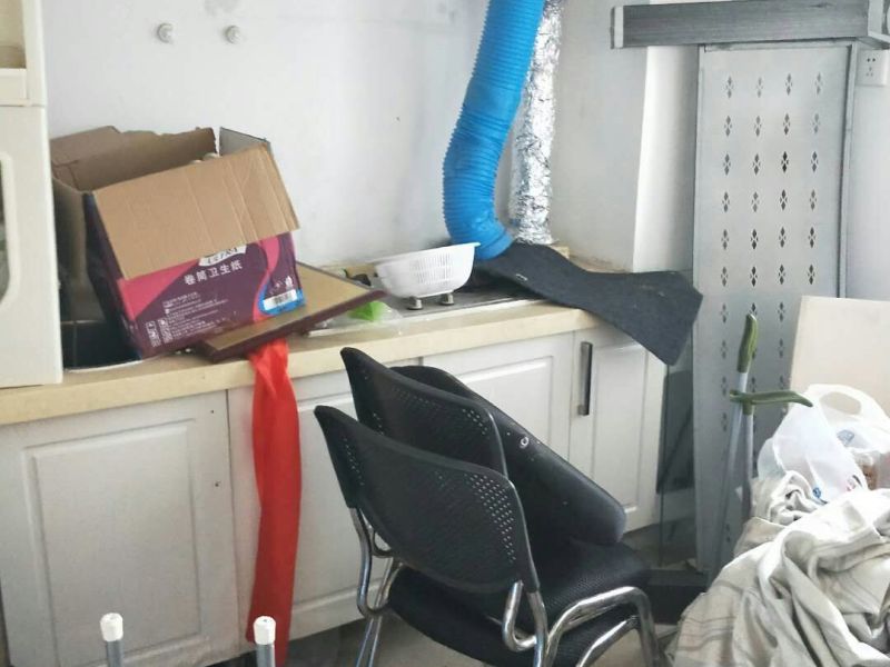 4室2廳2陽(yáng)臺(tái) 匯都國(guó)際一期廚房