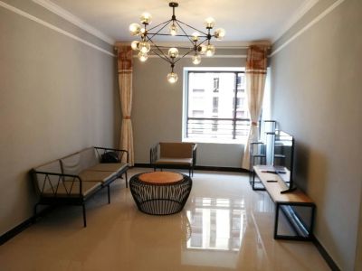 3室2廳1陽(yáng)臺(tái) 萬(wàn)彩城二期