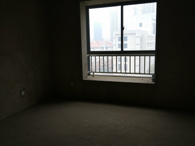 5室2廳2陽臺(tái) 滇池源居臥室