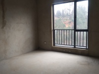 4室2廳2陽臺 清水佳湖雅居臥室