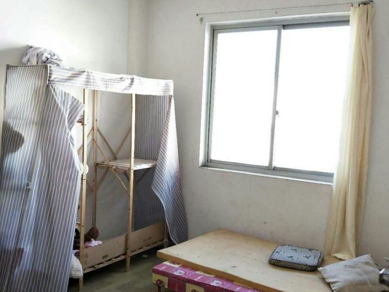 5室3廳2陽臺 云錫花園三期臥室