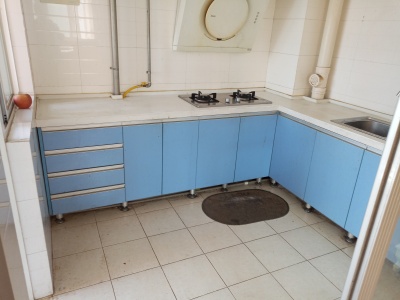 2室1廳1陽臺(tái) 葵花公社